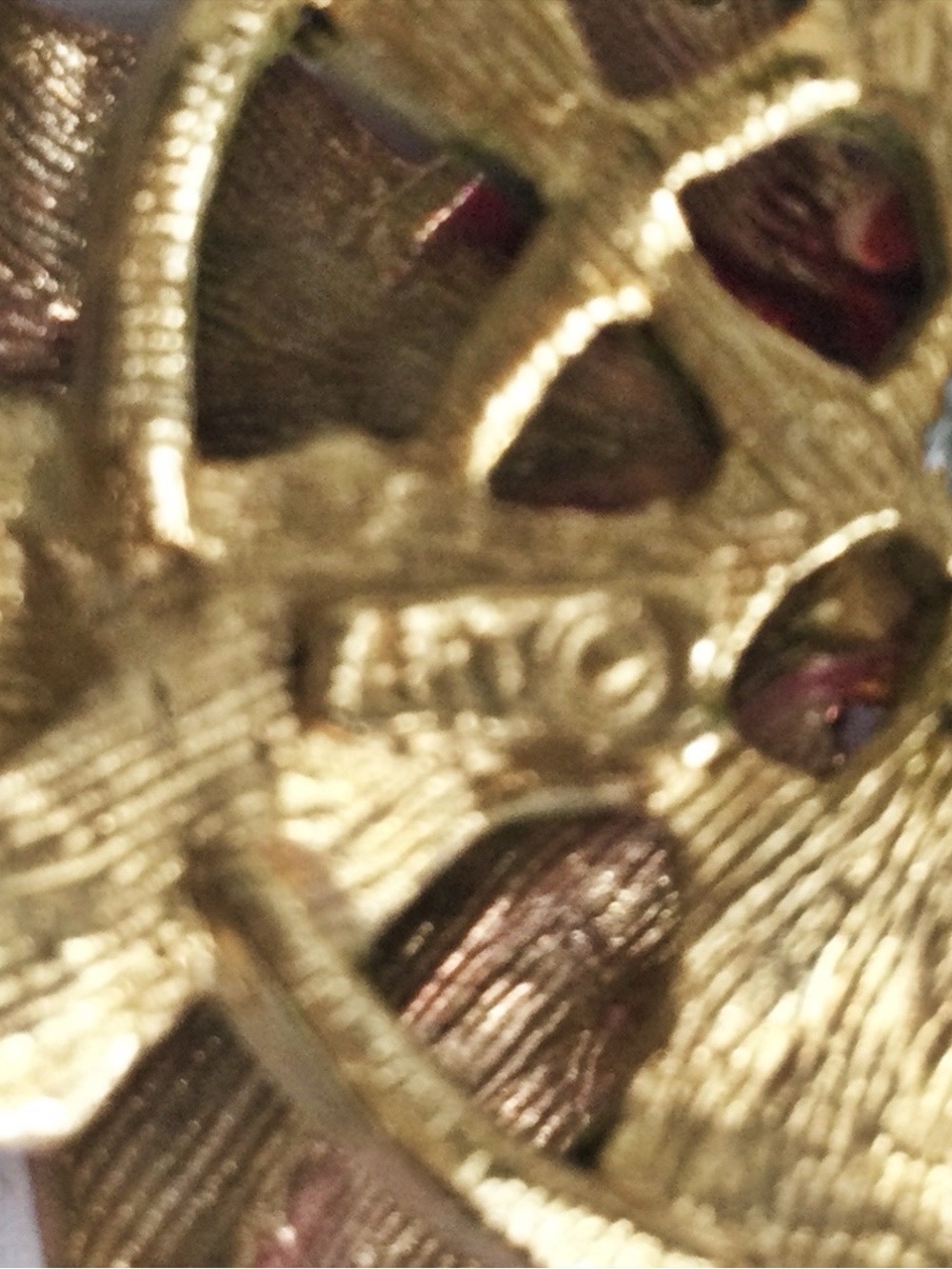 Vintage Signed ARTHUR PEPPER Red Enamel Poinsettia Holiday Brooch – Gold‑Tone - Picture 11 of 12